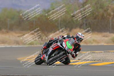 media/Sep-10-2022-SoCal Trackdays (Sat) [[a5bf35bb4a]]/Turn 6 (1140am)/